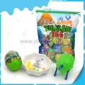 Игрушечное яйцо динозавра с татуировкой и конфетами 